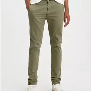 Levi’s Special Edition Black Tab Pant